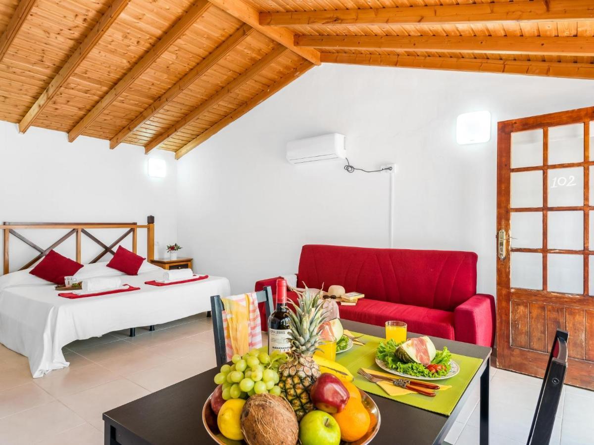 101 Bright, Pool View And Air Conditioning Apartment Playa de las Americas  Bagian luar foto