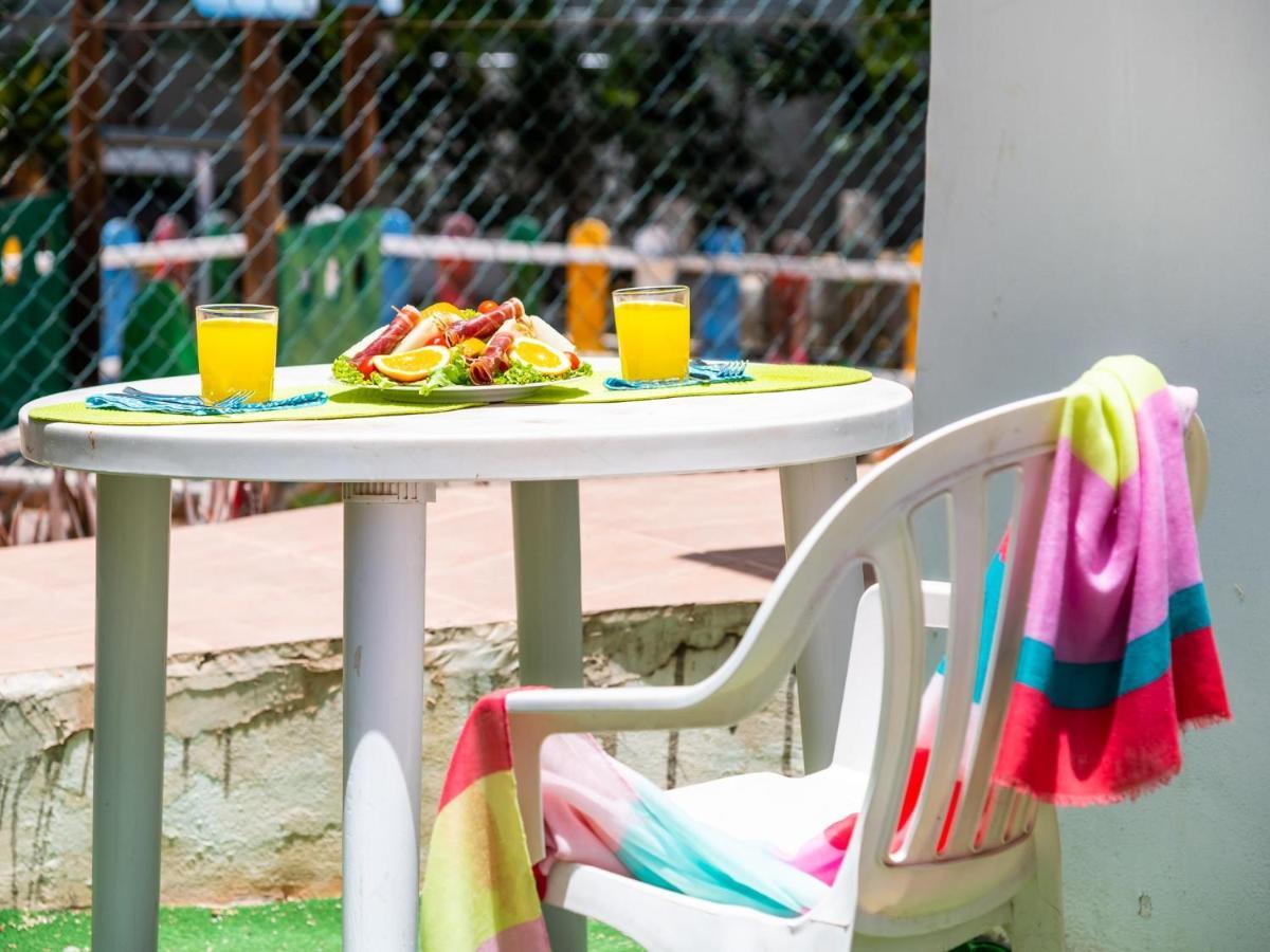 101 Bright, Pool View And Air Conditioning Apartment Playa de las Americas  Bagian luar foto