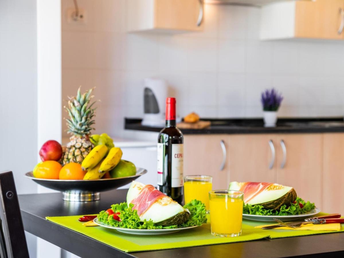 101 Bright, Pool View And Air Conditioning Apartment Playa de las Americas  Bagian luar foto