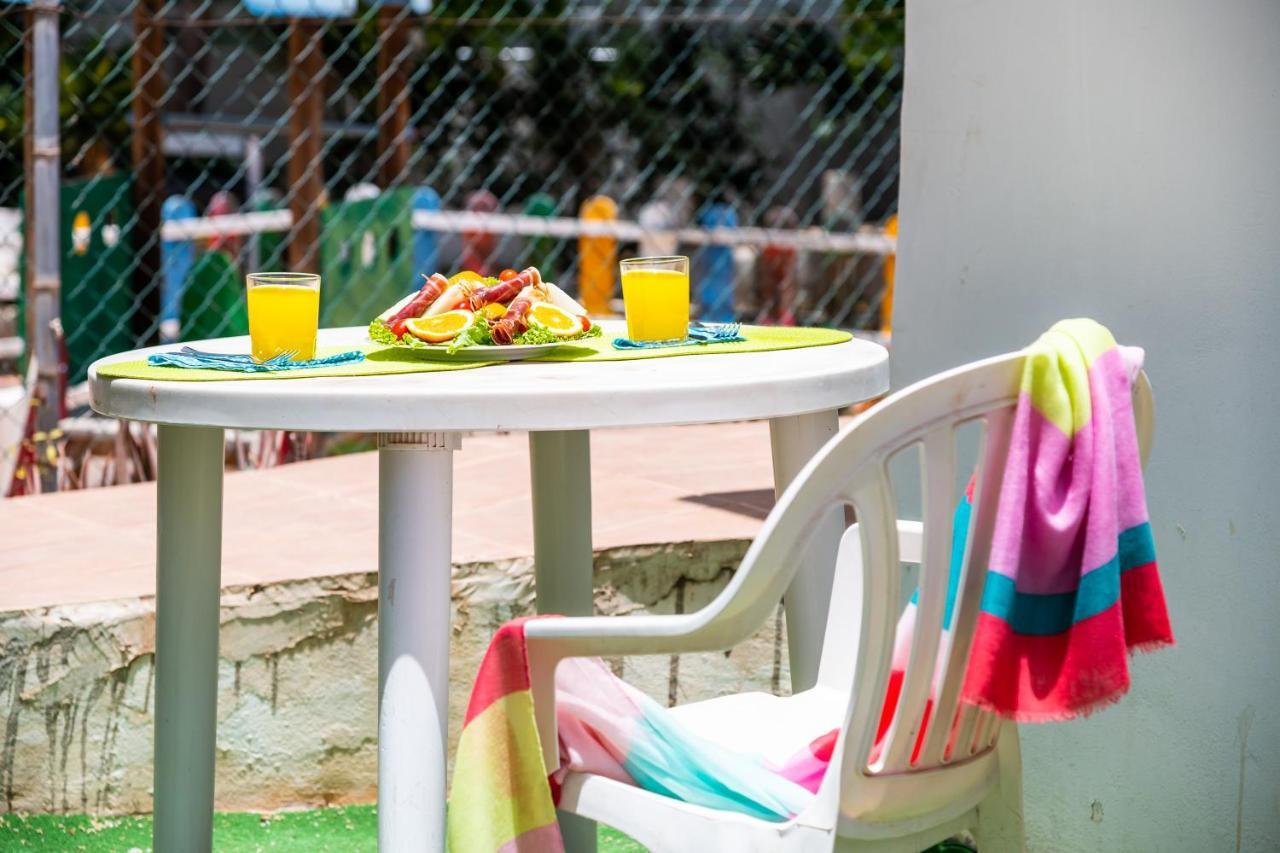 101 Bright, Pool View And Air Conditioning Apartment Playa de las Americas  Bagian luar foto
