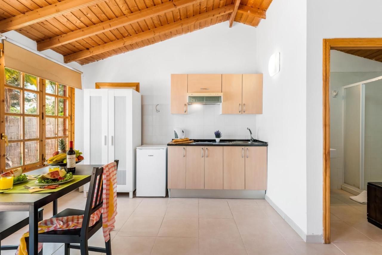 101 Bright, Pool View And Air Conditioning Apartment Playa de las Americas  Bagian luar foto